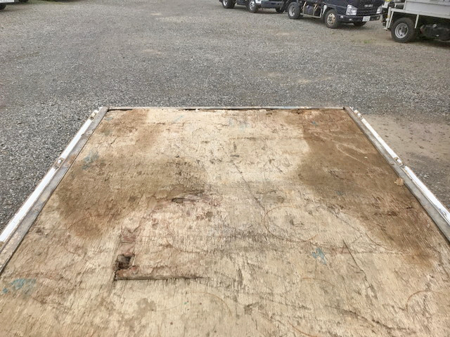 三菱ふそうキャンタークレーン3段小型（2t・3t）[写真15]