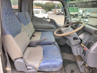 三菱ふそうキャンタークレーン3段小型（2t・3t）[写真33]