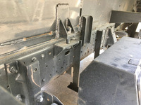 いすゞエルフパッカー車（塵芥車）小型（2t・3t）[写真20]