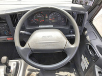 いすゞエルフパッカー車（塵芥車）小型（2t・3t）[写真32]