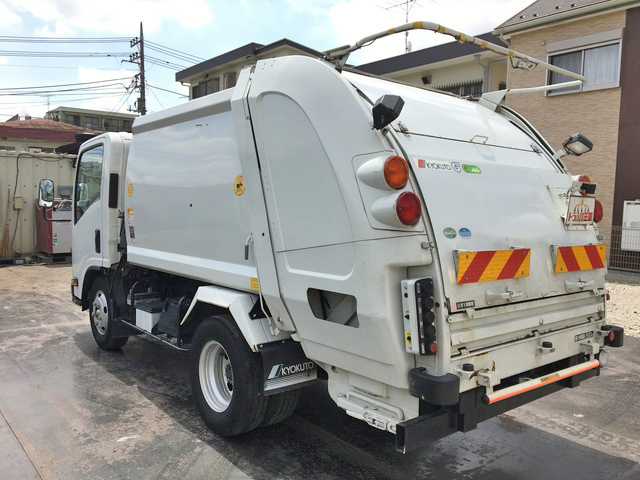 いすゞエルフパッカー車（塵芥車）小型（2t・3t）[写真04]