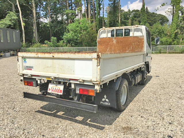 三菱ふそうキャンター平ボディ小型（2t・3t）[写真02]