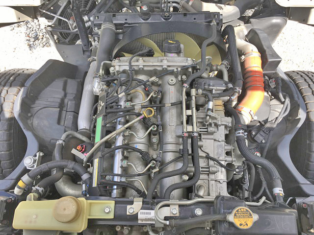 三菱ふそうキャンター平ボディ小型（2t・3t）[写真24]