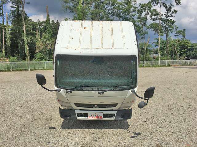 三菱ふそうキャンター平ボディ小型（2t・3t）[写真08]