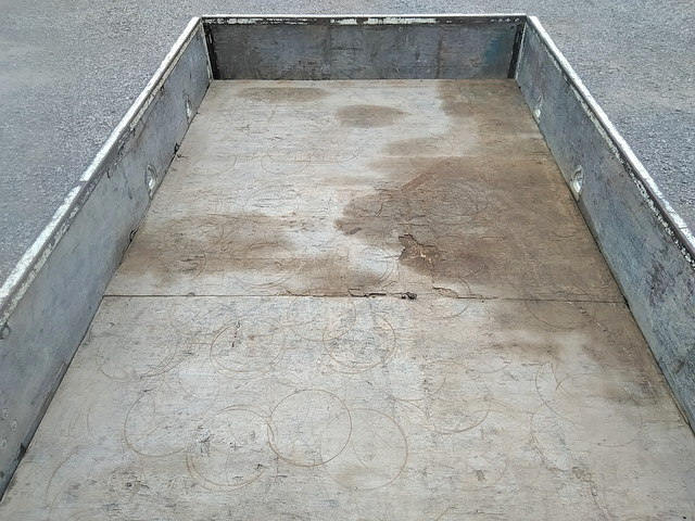 三菱ふそうキャンタークレーン3段小型（2t・3t）[写真10]