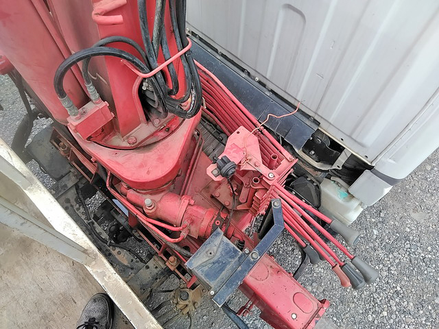 三菱ふそうキャンタークレーン3段小型（2t・3t）[写真19]