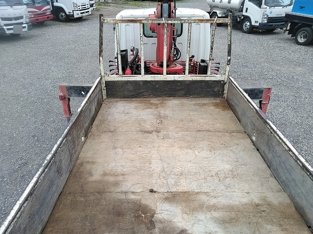 三菱ふそうキャンタークレーン3段小型（2t・3t）[写真09]