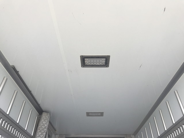 三菱ふそうキャンター冷凍車（冷蔵車）小型（2t・3t）[写真14]