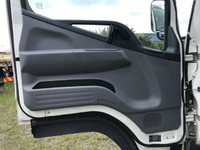 三菱ふそうキャンター冷凍車（冷蔵車）小型（2t・3t）[写真26]