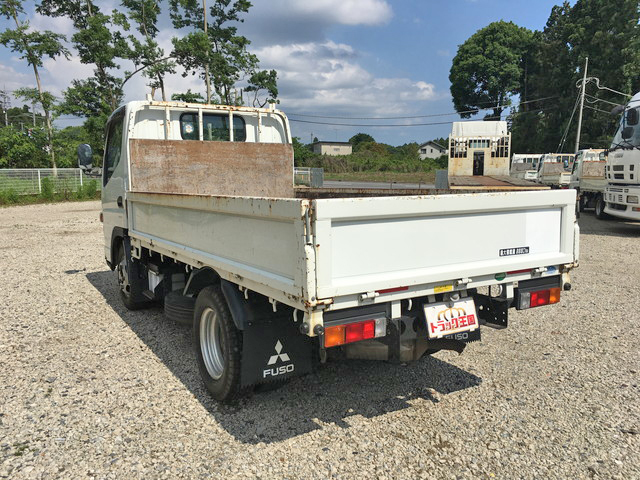 三菱ふそうキャンター平ボディ小型（2t・3t）[写真04]