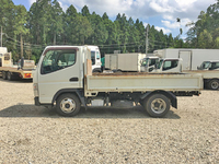 三菱ふそうキャンター平ボディ小型（2t・3t）[写真06]