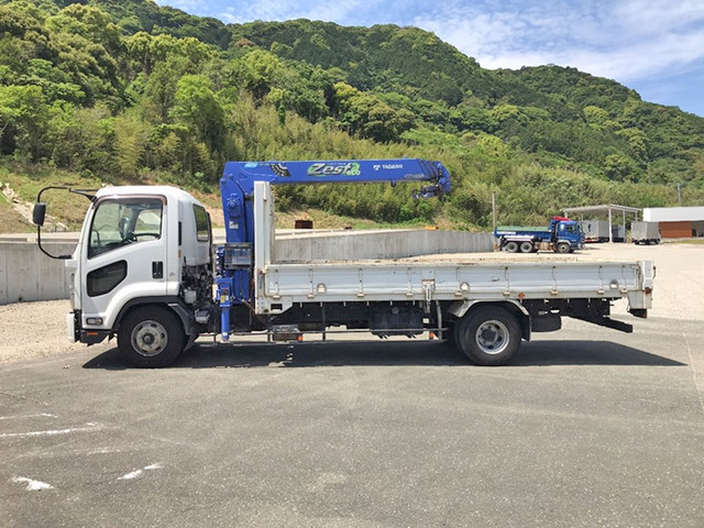 いすゞフォワードクレーン4段中型（4t）[写真06]