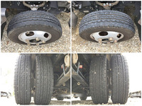 三菱ふそうキャンター平ボディ小型（2t・3t）[写真22]