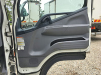 三菱ふそうキャンター平ボディ小型（2t・3t）[写真28]