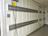 いすゞエルフ冷凍車（冷蔵車）小型（2t・3t）[写真13]