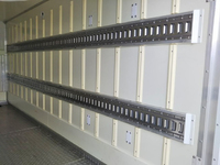 いすゞエルフ冷凍車（冷蔵車）小型（2t・3t）[写真14]