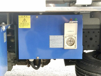 いすゞエルフ冷凍車（冷蔵車）小型（2t・3t）[写真22]