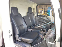 いすゞエルフ冷凍車（冷蔵車）小型（2t・3t）[写真31]