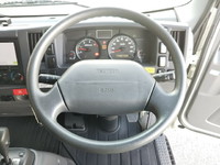 いすゞエルフ冷凍車（冷蔵車）小型（2t・3t）[写真36]