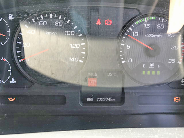 三菱ふそうファイターアルミウイング中型（4t）[写真35]