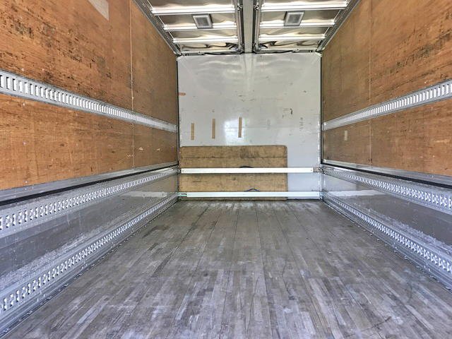 三菱ふそうファイターアルミウイング中型（4t）[写真09]