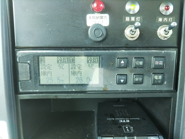 いすゞエルフ冷凍車（冷蔵車）小型（2t・3t）[写真37]