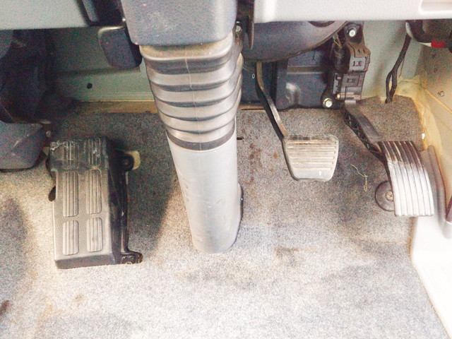 三菱ふそうキャンター平ボディ小型（2t・3t）[写真33]