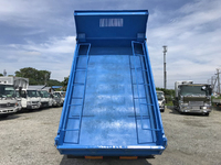 いすゞエルフローダーダンプ小型（2t・3t）[写真12]