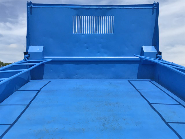 いすゞエルフローダーダンプ小型（2t・3t）[写真13]