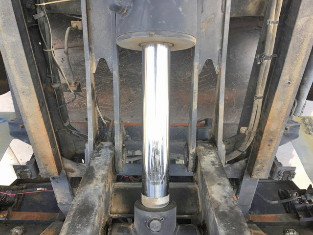 いすゞエルフローダーダンプ小型（2t・3t）[写真18]