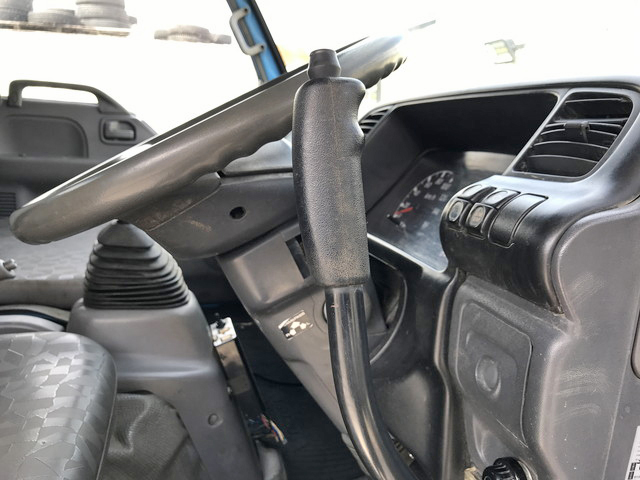 いすゞエルフローダーダンプ小型（2t・3t）[写真35]