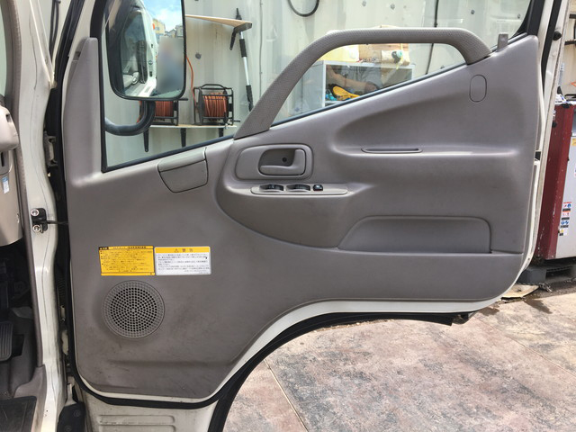 トヨタトヨエースセーフティローダー小型（2t・3t）[写真18]