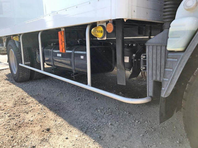 三菱ふそうキャンター冷凍車（冷蔵車）小型（2t・3t）[写真21]