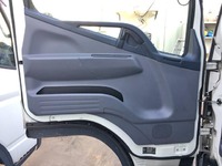 三菱ふそうキャンター冷凍車（冷蔵車）小型（2t・3t）[写真30]