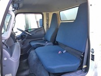 三菱ふそうキャンター冷凍車（冷蔵車）小型（2t・3t）[写真33]