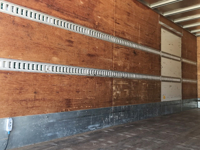 UDトラックスコンドルアルミバン中型（4t）[写真14]