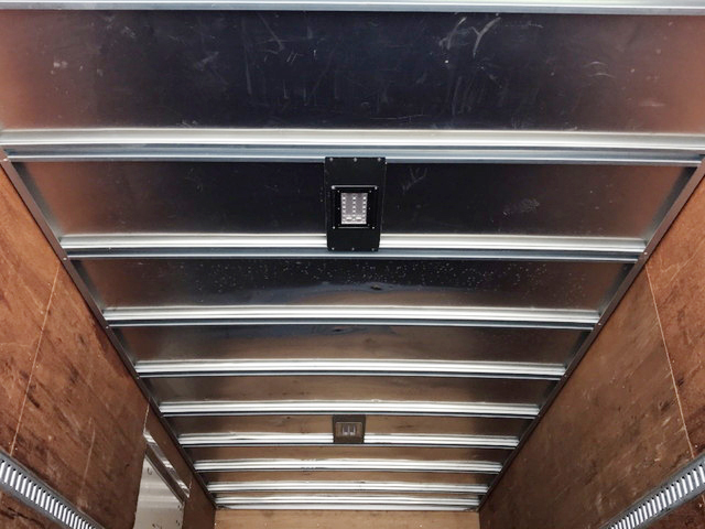 UDトラックスコンドルアルミバン中型（4t）[写真16]