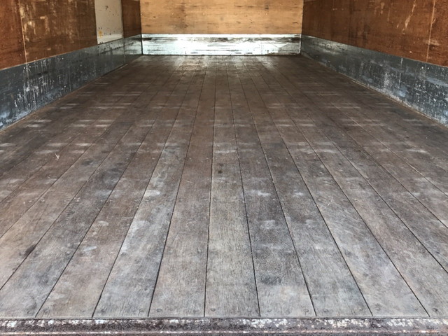 UDトラックスコンドルアルミバン中型（4t）[写真17]