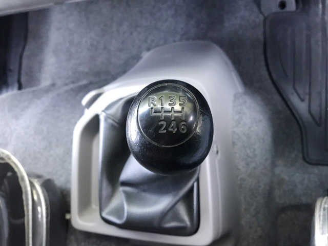 UDトラックスコンドルアルミバン中型（4t）[写真38]