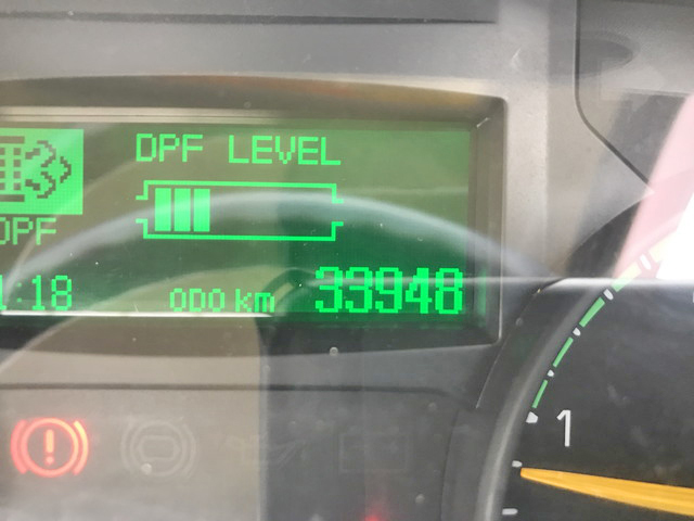 三菱ふそうキャンター平ボディ小型（2t・3t）[写真37]