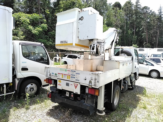 いすゞエルフ高所作業車小型（2t・3t）[写真02]