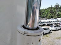 いすゞエルフ高所作業車小型（2t・3t）[写真21]