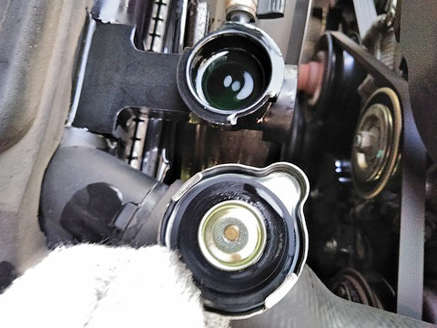 いすゞエルフ高所作業車小型（2t・3t）[写真28]