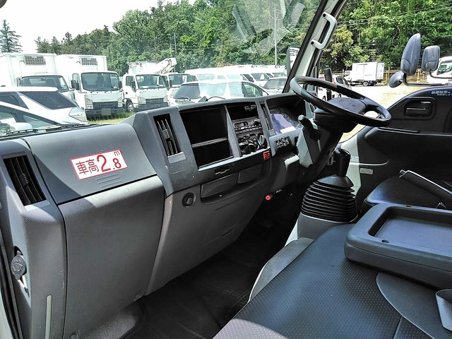 いすゞエルフ高所作業車小型（2t・3t）[写真33]