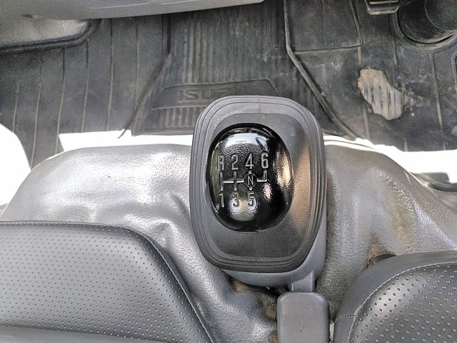 いすゞエルフ高所作業車小型（2t・3t）[写真35]