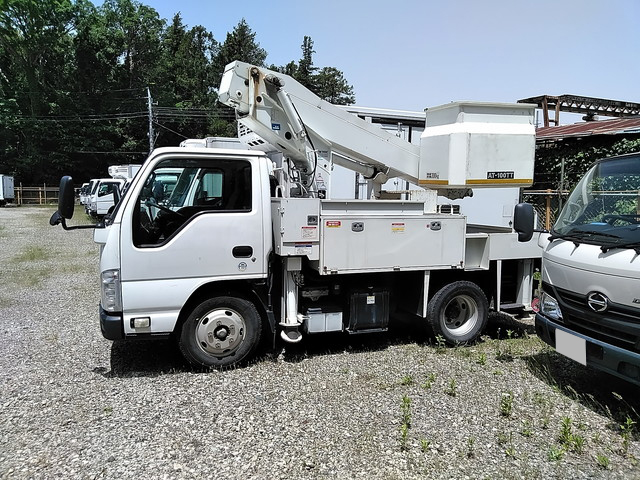 いすゞエルフ高所作業車小型（2t・3t）[写真05]