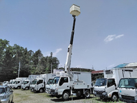 いすゞエルフ高所作業車小型（2t・3t）[写真06]