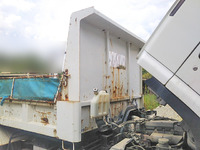 いすゞフォワードダンプ中型（4t）[写真13]