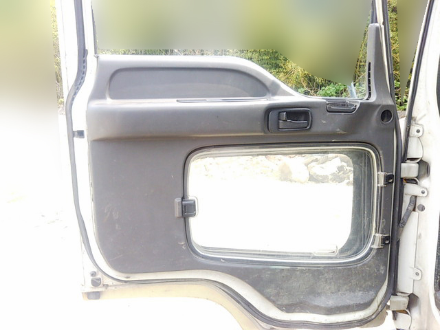 いすゞフォワードダンプ中型（4t）[写真30]