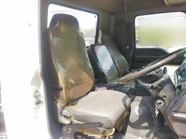 いすゞフォワードダンプ中型（4t）[写真33]